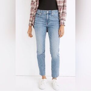 Madewell Blue Boyfriend Jeans Straight Leg Design